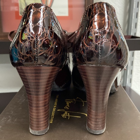 Franco Sarto Brown Oxford Shoes - Picture 5 of 9